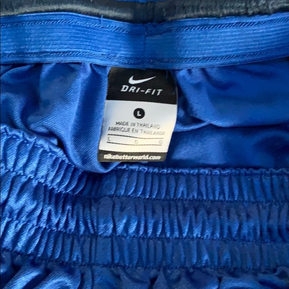 Nike DriFit Basketball Shorts - Picture 3 of 4